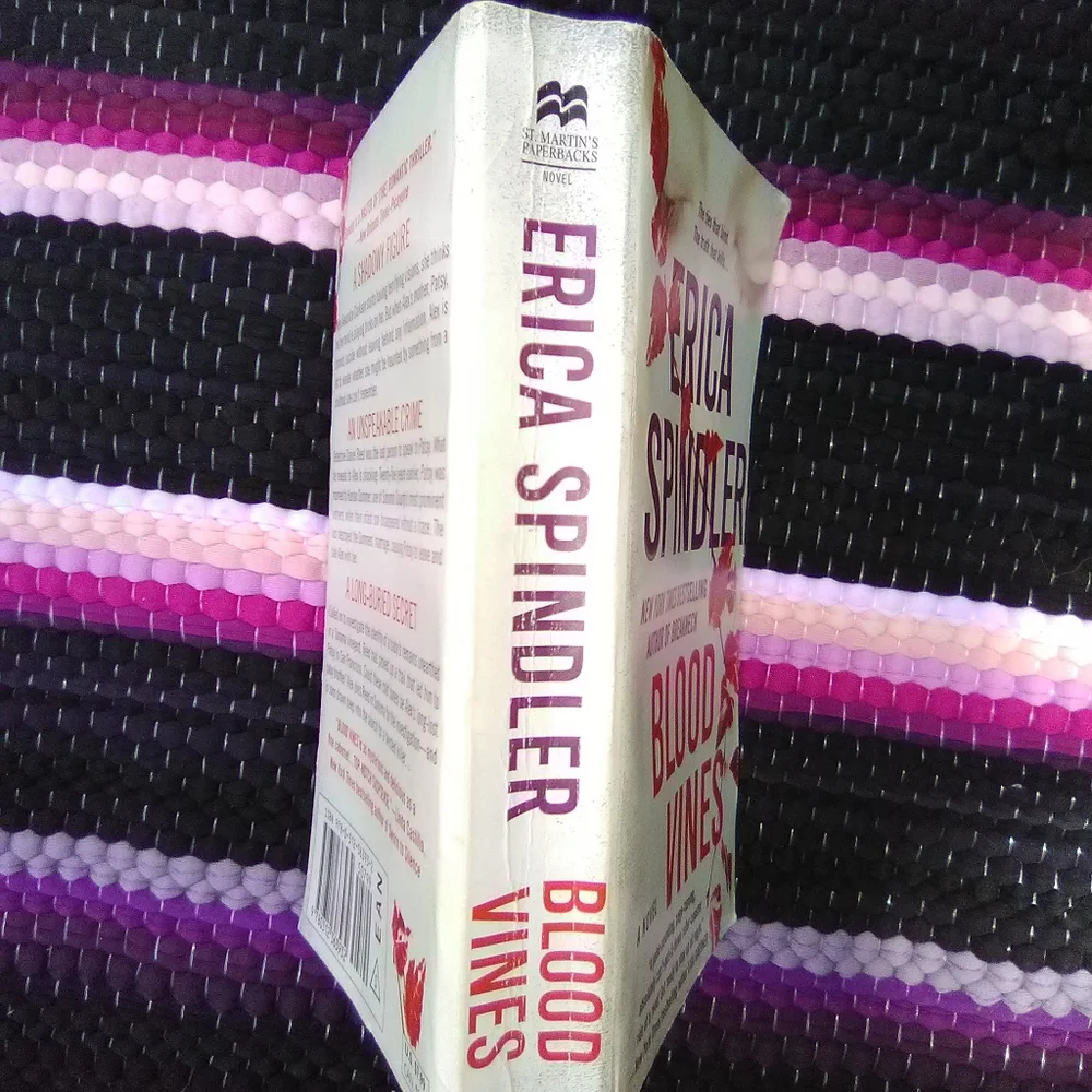 💥JUST IN!💥ERICA SPINDLER...2 PAPERBACK NOVELS~ CRIME/ DETECTIVE/THRILLER - Picture 7 of 10